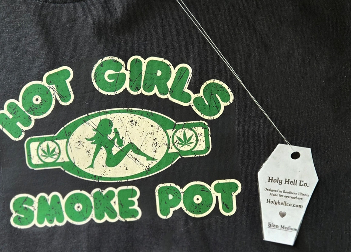 Hot girls smoke 🍃 shirt